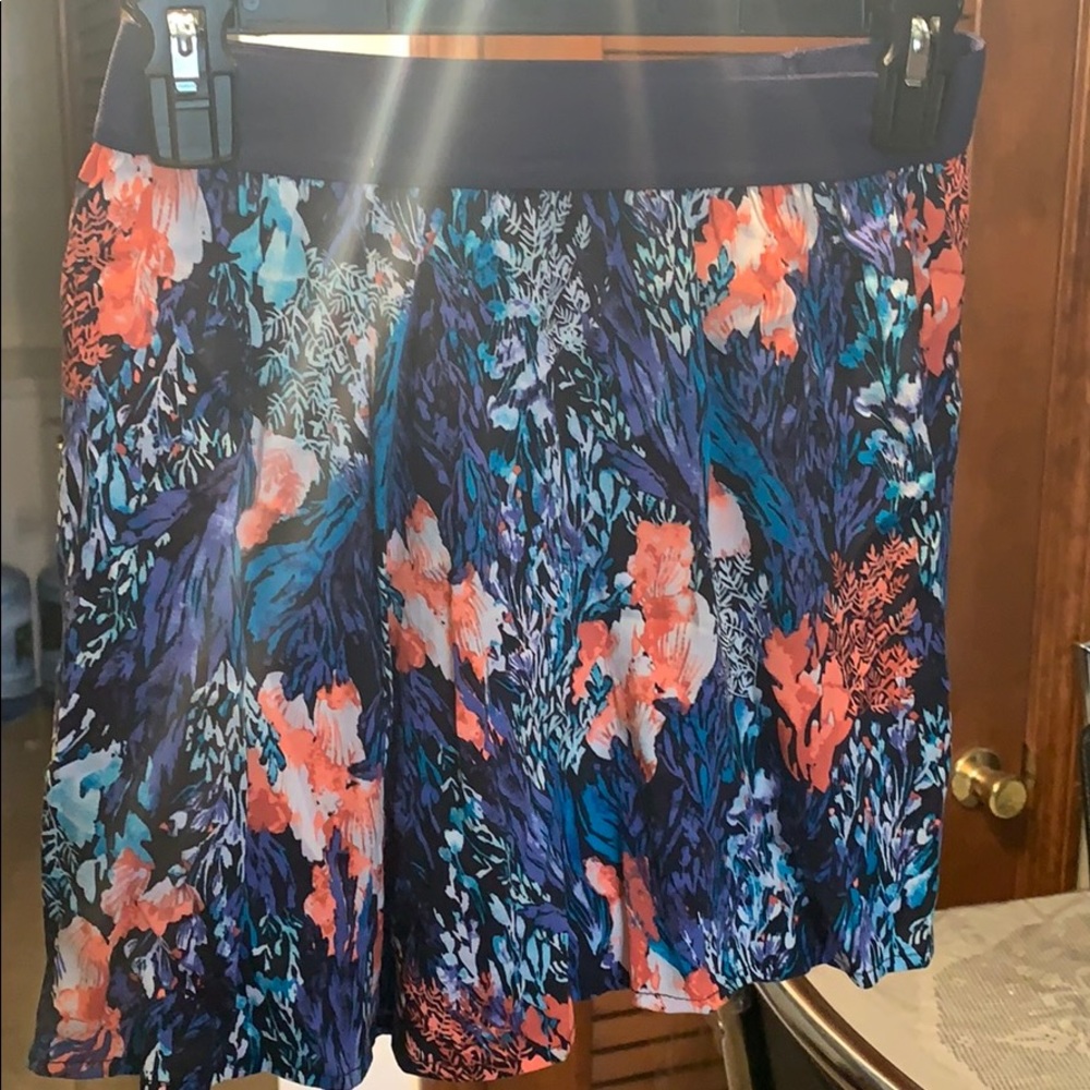 Girls Old Navy Floral Skirt
